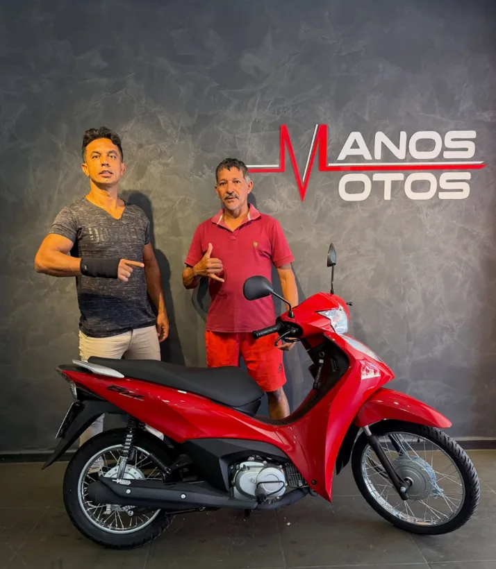Entrega de Honda Biz na Manos Motos
